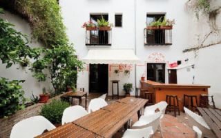 1 star hotels granada Oasis Backpackers Hostel Granada