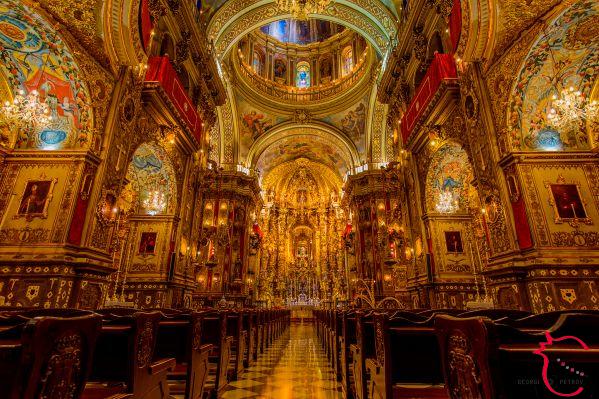 La Basílica de San Juan de Dios